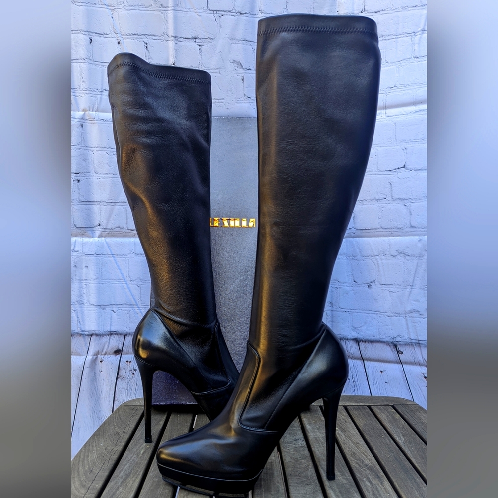 NEVER WORN BLACK LE SILLA PLATFORM UNDER THE KNEE STILETTO BOOTS